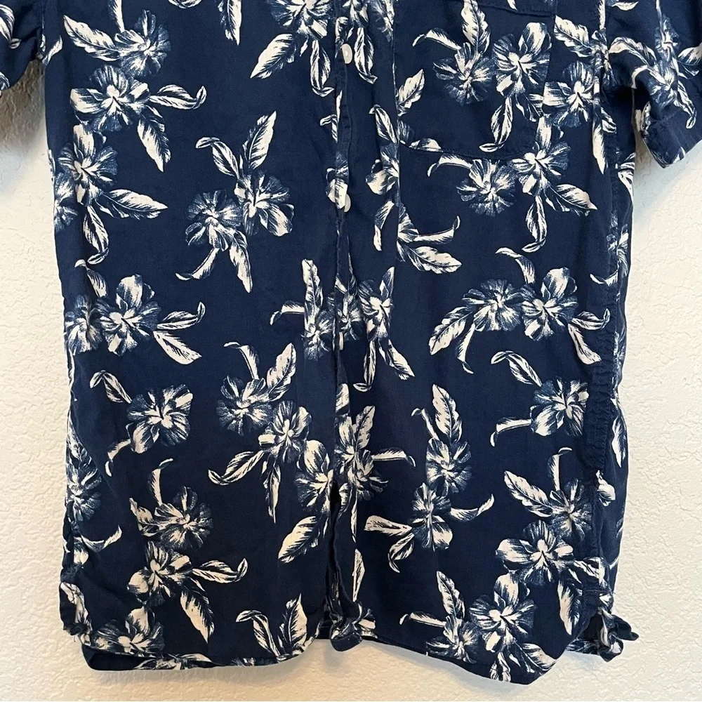 Old Navy Navy & Whote Floral Short-Sleeve Button-Up Shirt Boys X-Large 14-16